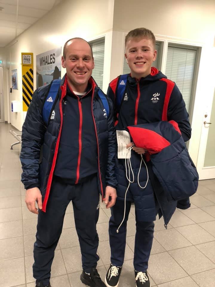 Einar Árni og Vadim á leið til Sviss