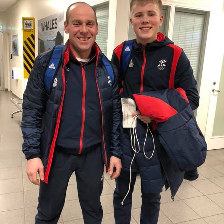 Einar Árni og Vadim á leið til Sviss