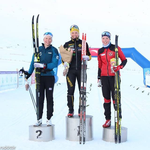 Skíðamót Íslands hafið á Ísafirði.